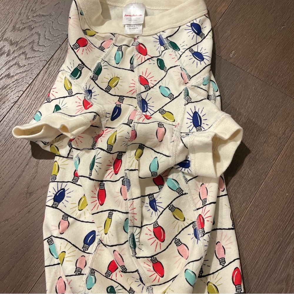 Pet Shirt
Hanna Andersson - Picture 2 of 2